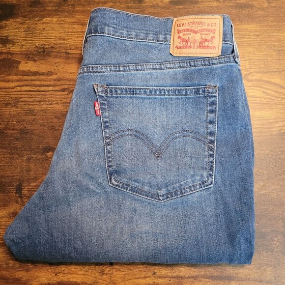 Levi's Jeans Size 31 Boyfriend Mid Rise Medium Light Wash Stretch Denim - Picture 3 of 12